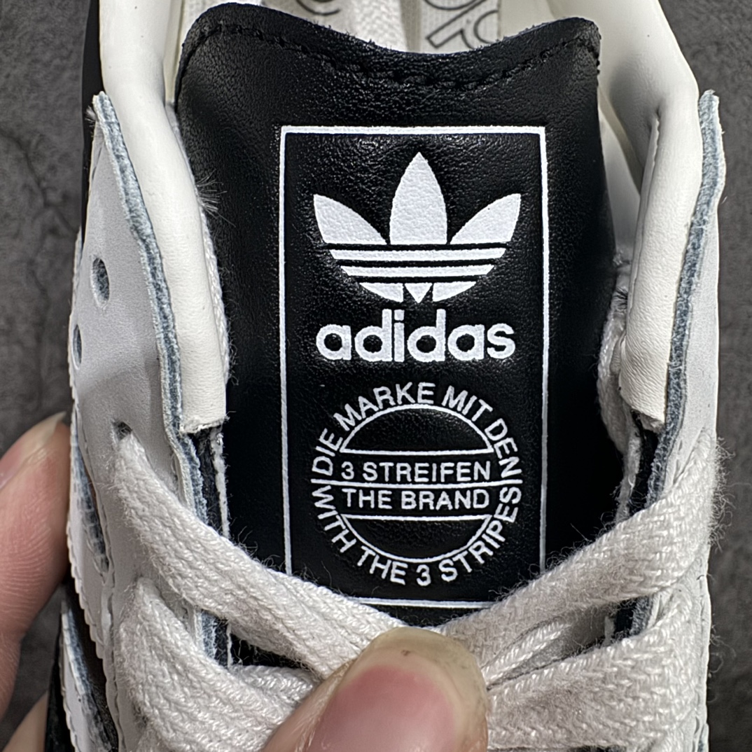 图片[5]-【纯原Top版】Adidas Samba OG 75th Anniversary 75周年纪念黑色nn市售最高品质 全新高端零售平台专供品质出货 私模大底 非市面公底，n此款以简约大方的造型设计，给人以随性休闲的时尚格调，穿着舒适轻便，运动灵活自如，满足日常个性穿搭。 货号：JP5282 Size：36 36.5 37 38 38.5 39 40 40.5 41 42 42.5 43 44 44.5 45 编码：NM260280-鞋库