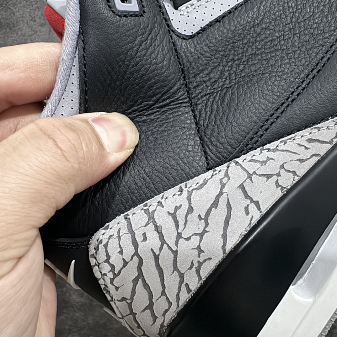 图片[4]-【纯原X版】Air Jordan 3 OG “Black Cement” 2024版aj3黑水泥出货  货号：DN3707-010nn原厂皮料 原装细纹磨砂爆裂纹n原楦原纸板开发 确保原汁原味原厂皮料质感色泽绝无偏差完美中底拉帮 原厂中底钢印 原档案大底 如假白送 大底纹路气垫通透度PU的回弹性均百分百还原原厂电绣鞋舌飞人刺绣针数立体讲究精细欢迎对比正品原鞋  尺码：40-47.5 编码：X450480-鞋库