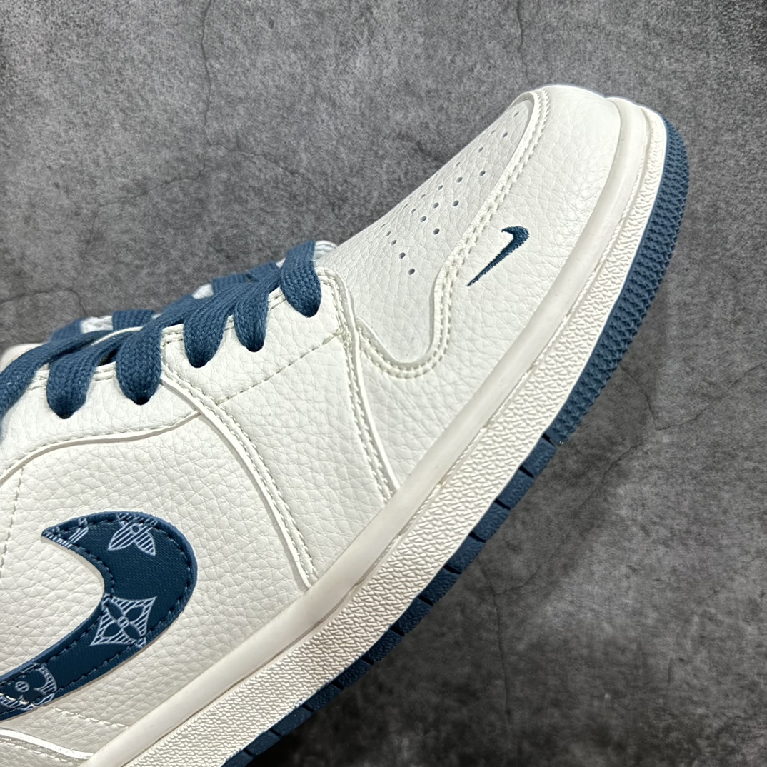 图片[6]-【定制版】NK Air Jordan 1 Low AJ1 乔1 LV联名-米白蓝勾 高端定制低帮文化休闲板鞋 WG8850-005 #定制鞋盒 大厂纯原品质出货 超高清洁度 皮料切割干净无任何毛边 细节完美  尺码：36 36.5 37.5 38 38.5 39 40 40.5 41 42 42.5 43 44 44.5 45 编码：HXS260280-鞋库