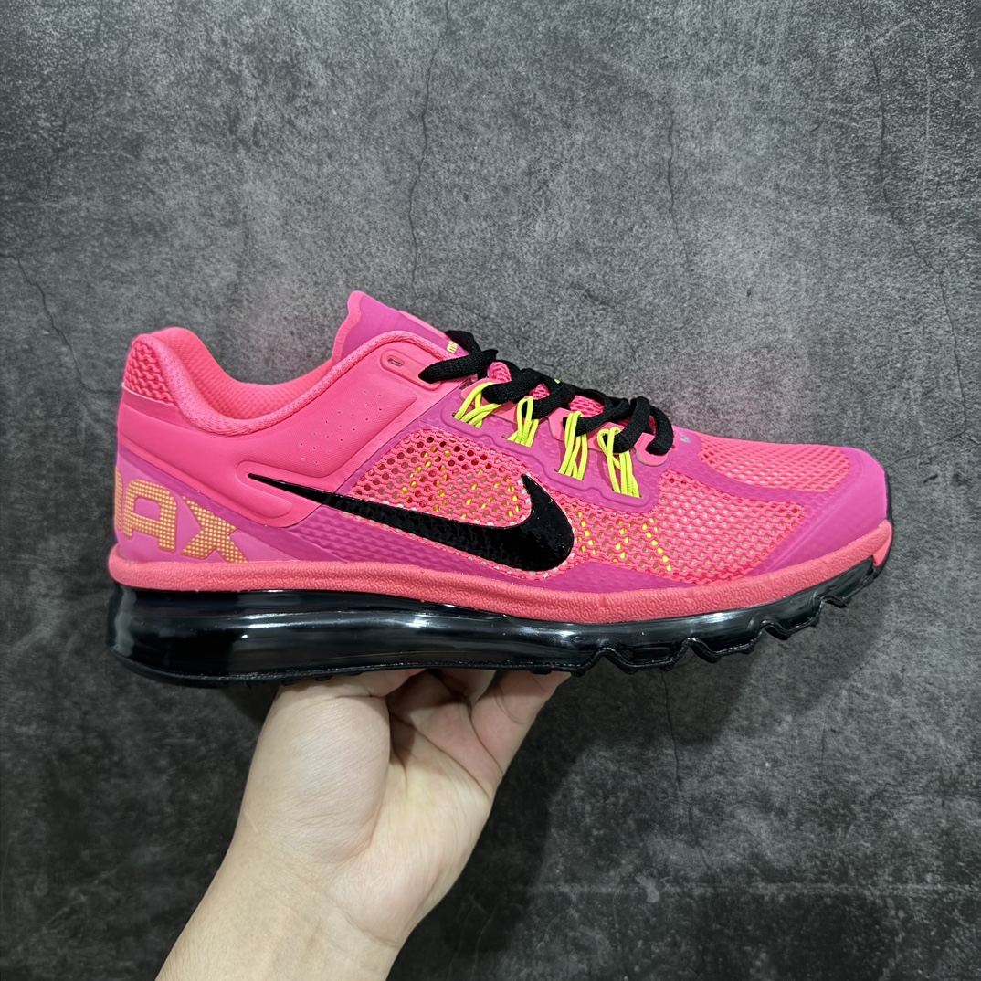 【纯原YH版本】Nike Air Max 2013 舒适时尚耐磨透气 低帮跑步鞋Nike Air Max 2013 运动鞋携时尚设计闪亮回归，出众有型。采用网眼布细节和运动风无缝覆面，助你保持清爽感受，塑就焕新造型。经典 Flywire 设计搭配经典全掌型 Max Air 缓震配置，缔造出众舒适感和支撑效果。 货号：555753-600 尺码：35.5 36 36.5 37.5 38 38.5 39 40 40.5 41 42 42.5 43 44 44.5 45 46  编码：DF300320-鞋库