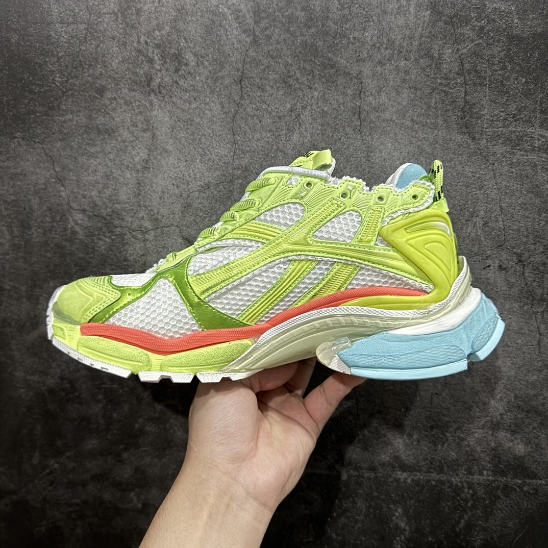 图片[2]-【纯原VG版本】Balenciaga Runner 巴黎世家7代 破坏风 手工做旧款复古老爹鞋n全新外贸版本  核心配合工厂优势供应该款是通过溢胶 做旧 缝线等细节 展示了设计师 Demna的运动鞋风格 传递复古感 后侧板 翘起的鞋头 展示了 Demna 在结构上的未来构想  尺码：35 36 37 38 39 40 41 42 43 44 45 46 编码：DF490520-鞋库