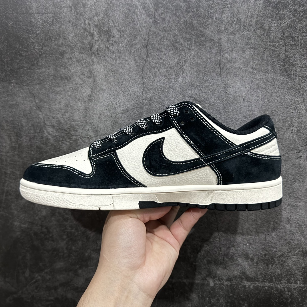 图片[2]-【定制版】Nk SB Dunk Low Supreme x 斯图西三方联名-黑白黑勾 周年高端定制 低帮休闲板鞋 SJ2068-300rn#定制鞋盒 大厂纯原品质出货 超高清洁度 皮料切割干净无任何毛边 细节完美 r 尺码：36 36.5 37.5 38 38.5 39 40 40.5 41 42 42.5 43 44 44.5 45 编码：HXS320340-鞋库