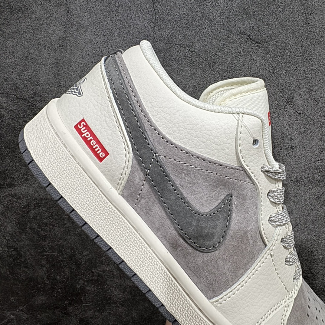 图片[7]-【定制版】Air Jordan 1 Low AJ1 乔1 Supreme联名-双拼米灰底 高端定制 低帮复古篮球鞋 SJ9950-030rn#定制鞋盒 大厂纯原品质出货 超高清洁度 皮料切割干净无任何毛边 细节完美 r 尺码：36 36.5 37.5 38 38.5 39 40 40.5 41 42 42.5 43 44 44.5 45  编码：HXS320340-鞋库