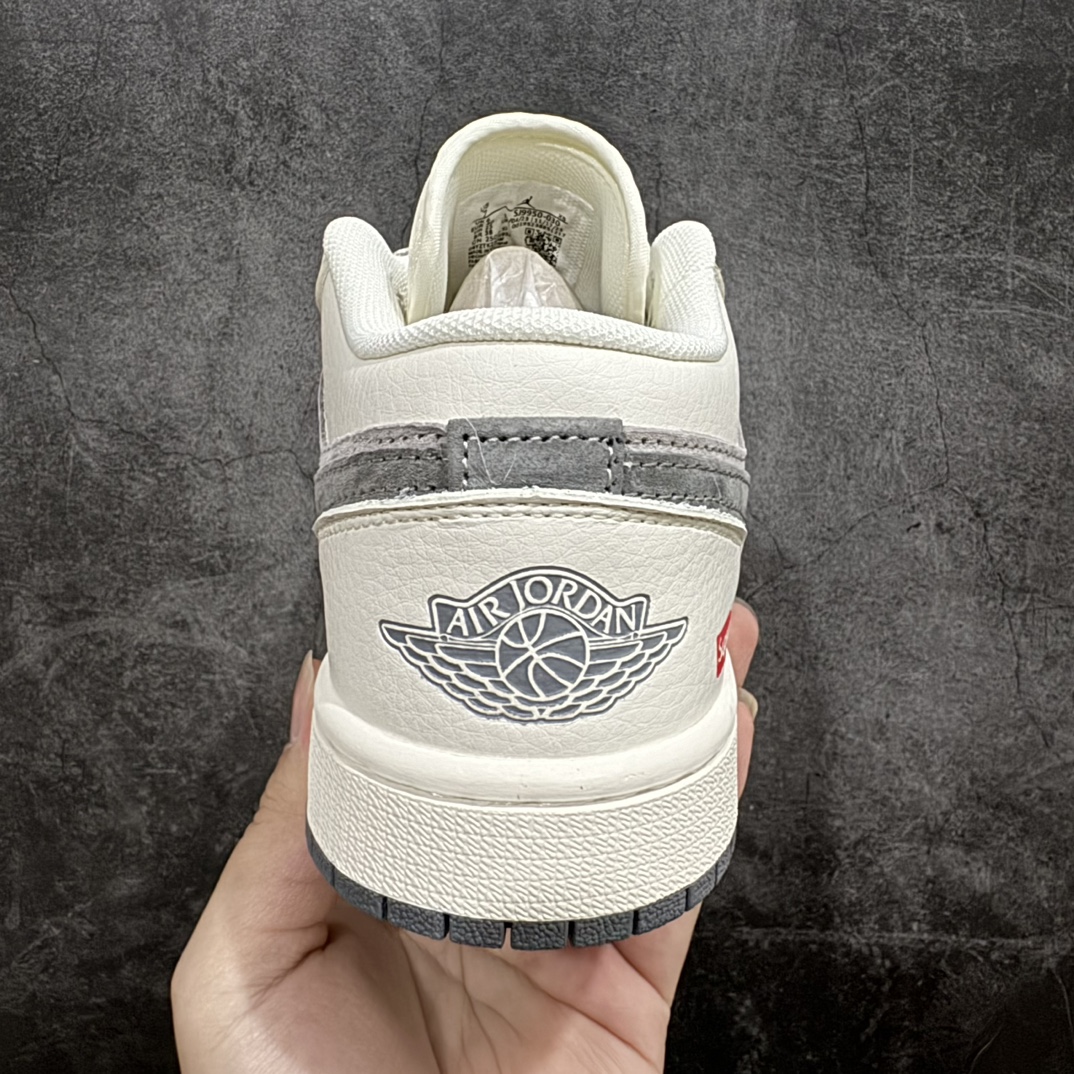 图片[4]-【定制版】Air Jordan 1 Low AJ1 乔1 Supreme联名-双拼米灰底 高端定制 低帮复古篮球鞋 SJ9950-030rn#定制鞋盒 大厂纯原品质出货 超高清洁度 皮料切割干净无任何毛边 细节完美 r 尺码：36 36.5 37.5 38 38.5 39 40 40.5 41 42 42.5 43 44 44.5 45  编码：HXS320340-鞋库