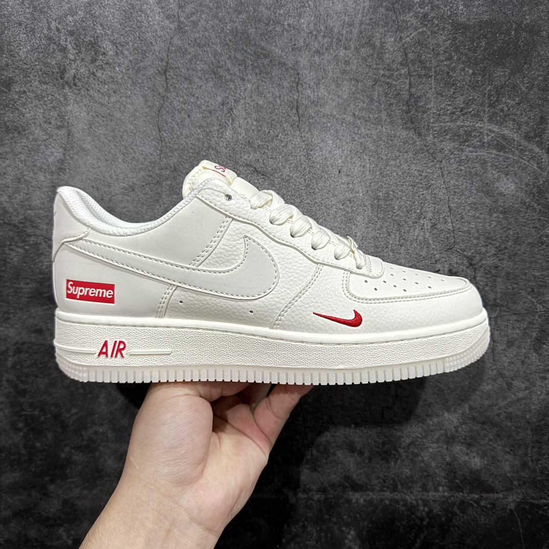 【公司级】Nk Air Force 1\’07 Low Supreme联名-白水晶 空军一号低帮休闲板鞋 BB7577-214rn#原楦头原纸板 原装鞋盒 定制五金配件 内置全掌气垫 原厂鞋底 r 尺码：36 36.5 37.5 38 38.5 39 40 40.5 41 42 42.5 43 44 44.5 45 编码：HXS310320-鞋库