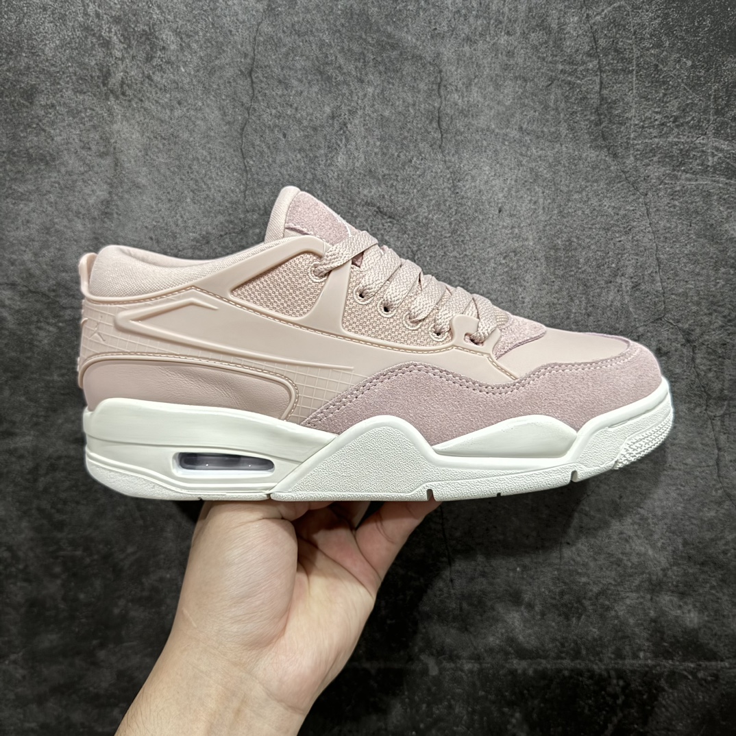 【纯原版】Air Jordan AJ4 RM 重制版低帮复古篮球鞋 FQ7940-600nn采用了低帮的设计 并保留了众多AJ4的经典元素 鞋身以皮革、麂皮材质拼接打造 AJ4经典的TPU材质延伸至后跟 增强鞋款稳定性 而鞋身侧面的网格设计则被取消 尾部的NIKE AIR标志也得到保留 并同时带有飞人logo 中底部分同样搭载了可视AIR气垫 鞋底采用米白色中底和外底呈现 为整个设计收尾SIZE：36 36.5 37.5 38 38.5 39 40 40.5 41 42 42.5 43 44 44.5 45 46 47.5 编码：SL300320-鞋库