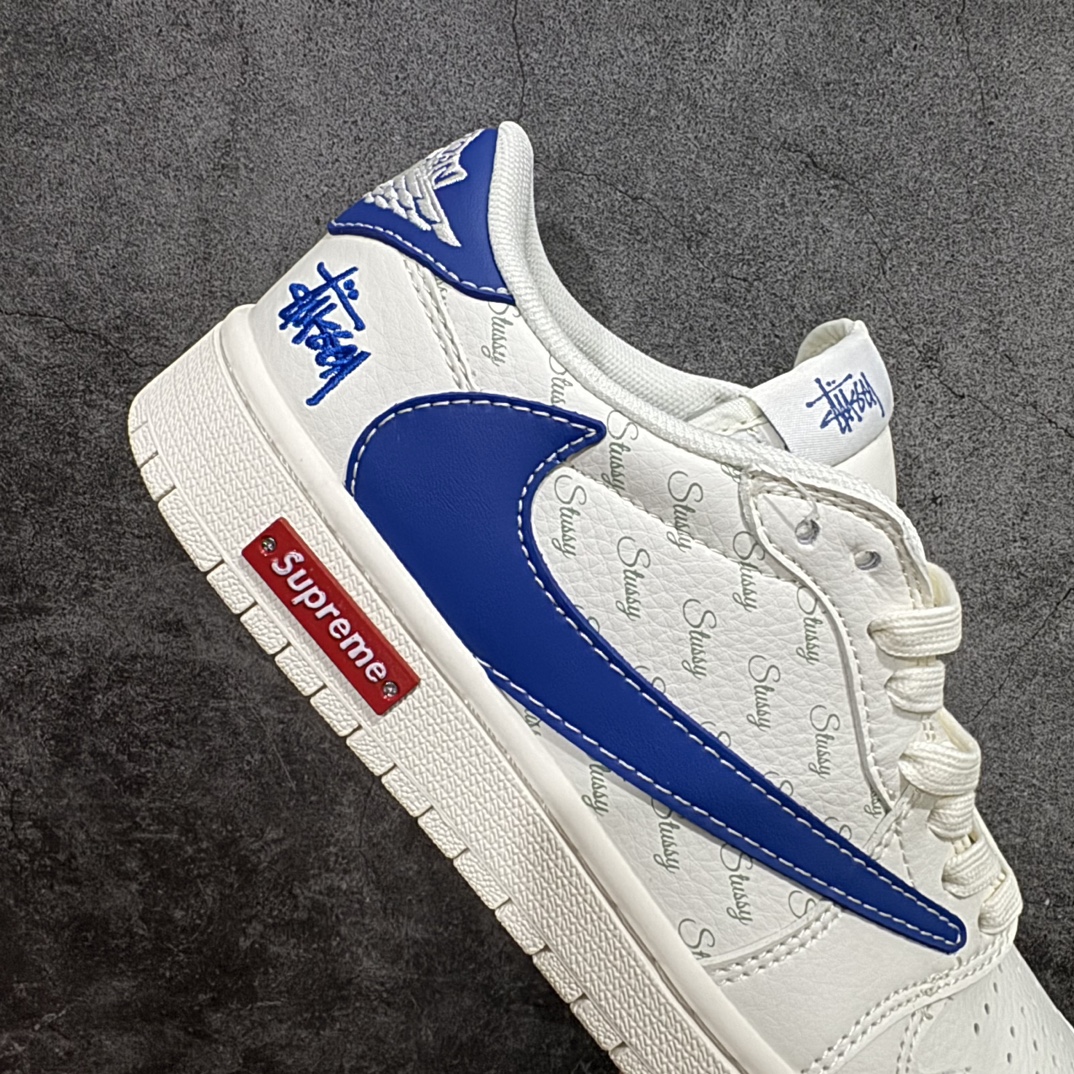 图片[7]-【定制版】Travis Scott x Fragment Design x Air Jordan 1 Low OG SP AJ1 乔1 斯图西联名-海蓝勾 低帮文化休闲板鞋 SJ2068-117n#多方联名合作融合了Travis Scott 独特的音乐风格，藤原浩个性的设计风格以及Jordan品牌的经典元素 使其成为一双具有独特身份和价值的鞋子 清新而立体的外观加上联名标识更突出了其独特身份 这种配色方案显示出活力和时尚感 在视觉上引人注目  鞋身的质感和细腻的细节处理使其显得高端而格调十足  这款“倒钩”联名是设计与创意完美结合  融合多方的个性风格是一款备受瞩目的潮流鞋款  低帮休闲板鞋 定制鞋盒 大厂纯原品质出货 超高清洁度 皮料切割干净无任何毛边 细节完美   尺码：36 36.5 37.5 38 38.5 39 40 40.5 41 42 42.5 43 44 44.5 45 编码：HXS320340-鞋库