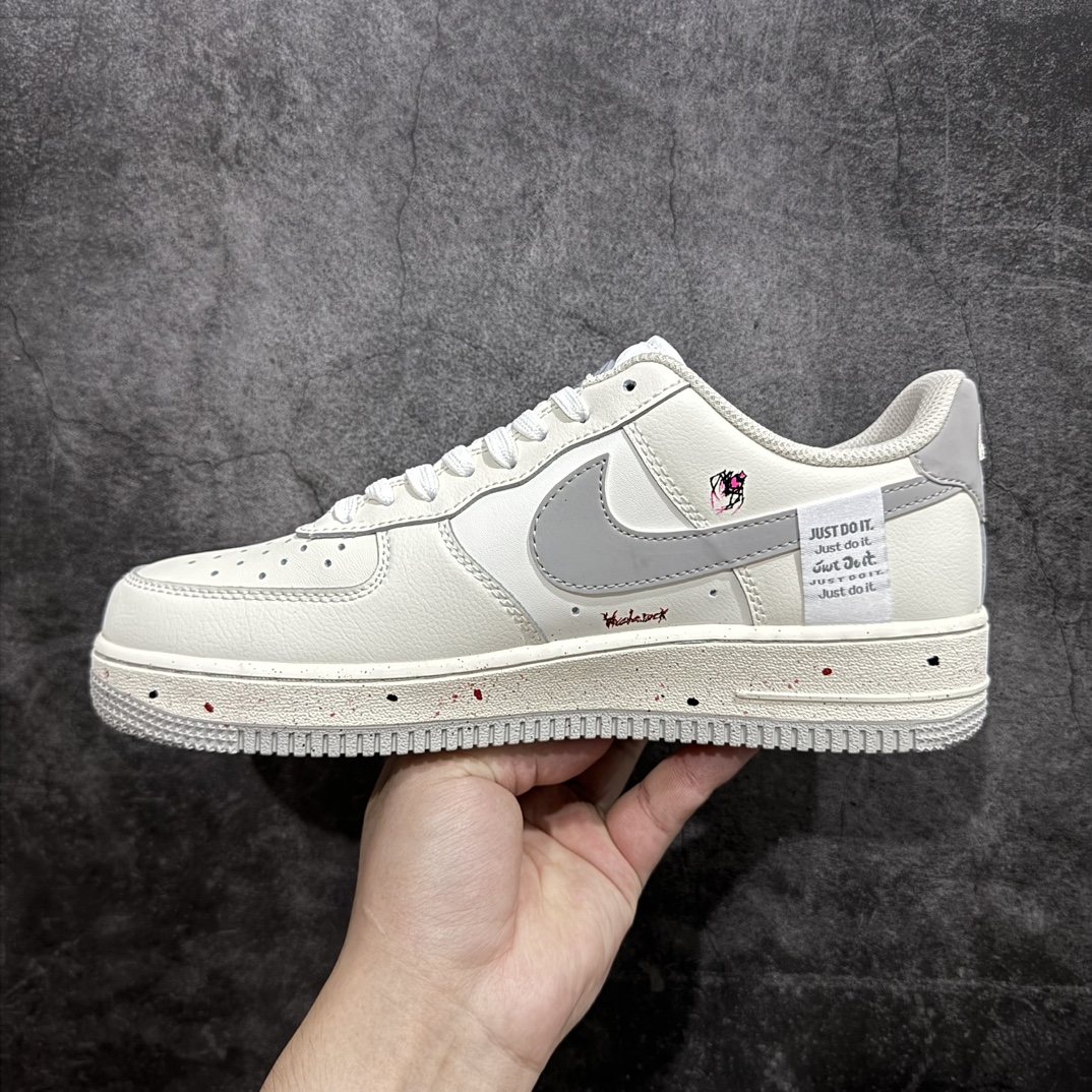 图片[2]-【公司级】Nike Air Force 1 Low 07 白灰涂鸦蜘蛛n原楦头原纸板 打造纯正低帮空军版型 专注外贸渠道 全掌内置蜂窝气垫原盒配件 原厂中底钢印、拉帮完美官方货号：FB1893 333 Size：36 36.5 37.5 38 38.5 39 40 40.5 41 42 42.5 43 44 44.5 45 编码：HXS290300-鞋库