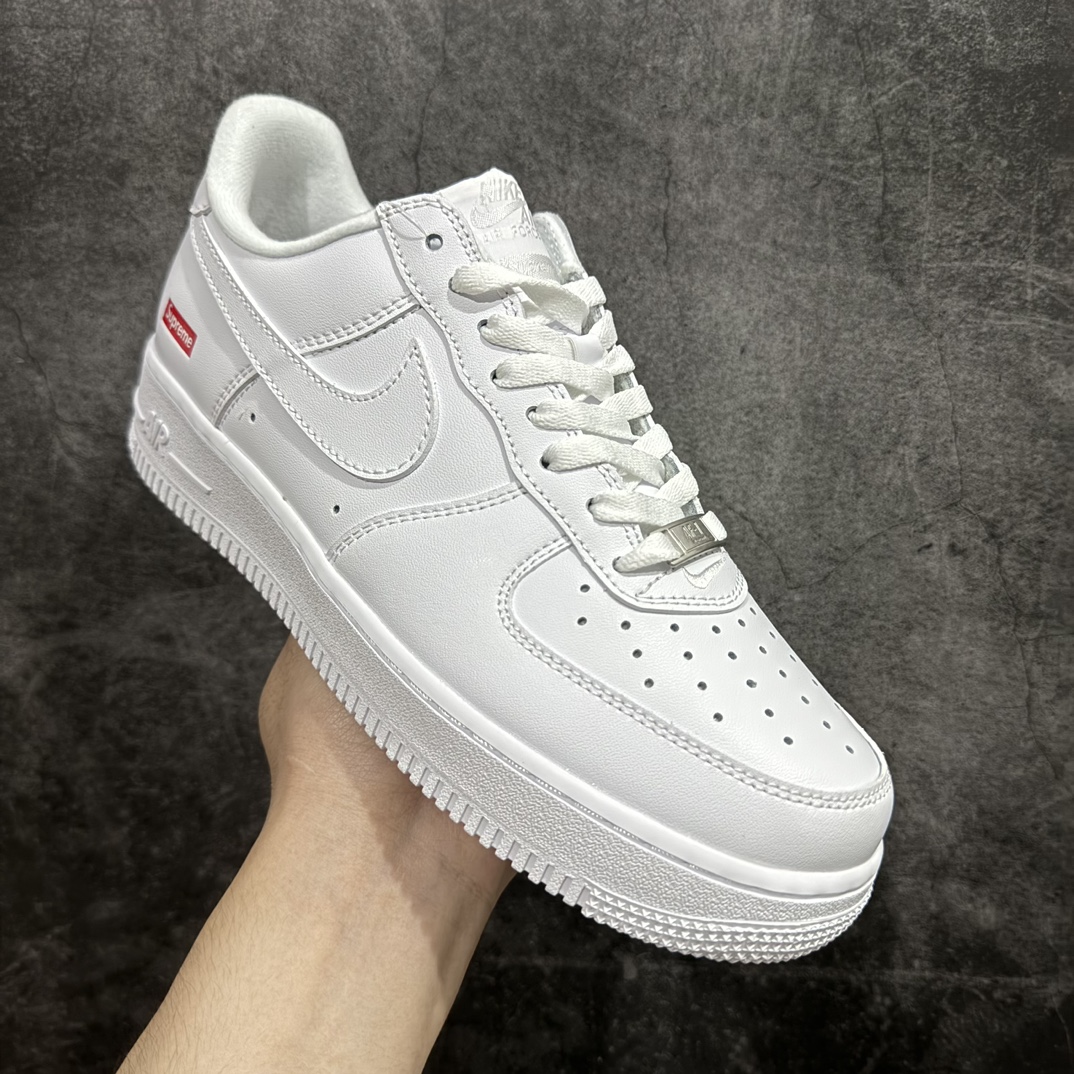 图片[3]-【公司级】Nike Air Force 1 Low Supreme联名n原楦头原纸板 打造纯正空军版型 专注外贸渠道 全掌内置蜂窝气垫原盒配件 原厂中底钢印、拉帮完美  官方货号：CU9225-100 Size：36 36.5 37.5 38 38.5 39 40 40.5 41 42 42.5 43 44 45 编码：CC230240-鞋库