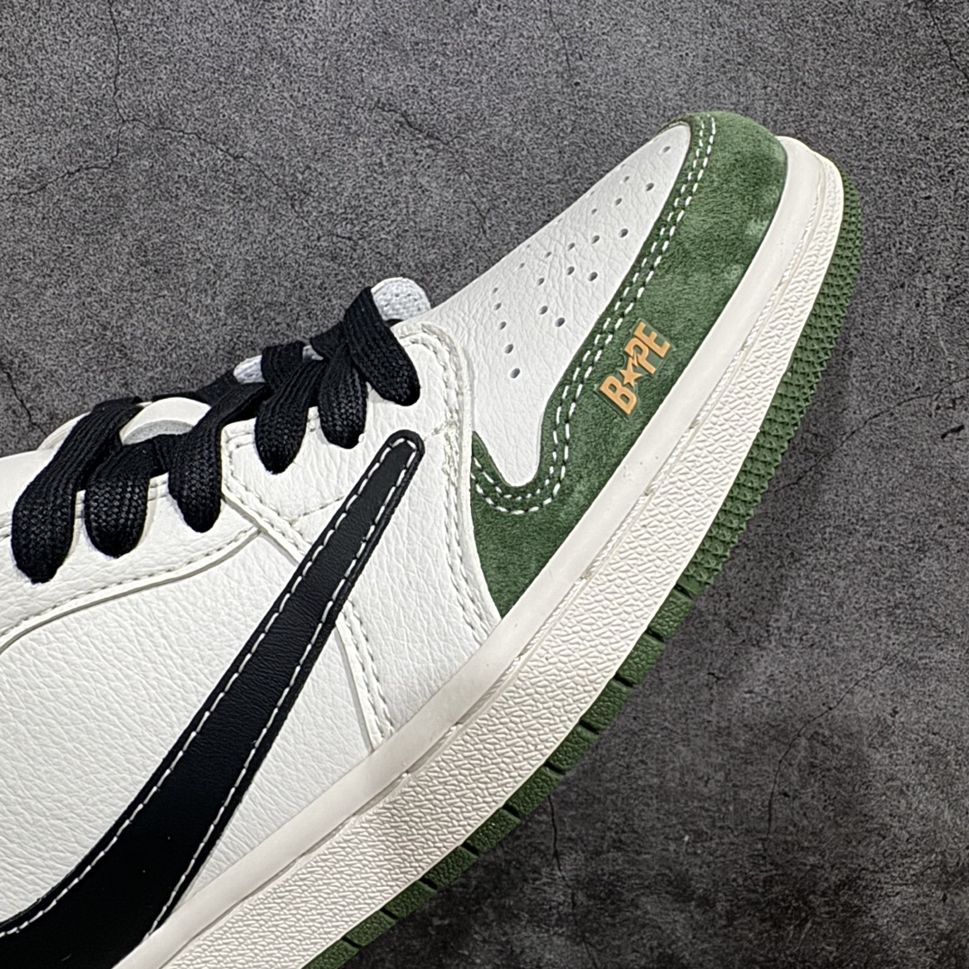 图片[6]-【定制版】Travis Scott x Fragment Design x Air Jordan 1 Low OG SP AJ1 乔1 Bape联名-丛林绿 低帮文化休闲板鞋 XY2688-107rn#多方联名合作融合了Travis Scott 独特的音乐风格，藤原浩个性的设计风格以及Jordan品牌的经典元素 使其成为一双具有独特身份和价值的鞋子 清新而立体的外观加上联名标识更突出了其独特身份 这种配色方案显示出活力和时尚感 在视觉上引人注目  鞋身的质感和细腻的细节处理使其显得高端而格调十足  这款“倒钩”联名是设计与创意完美结合  融合多方的个性风格是一款备受瞩目的潮流鞋款  低帮休闲板鞋 定制鞋盒 大厂纯原品质出货 超高清洁度 皮料切割干净无任何毛边 细节完美 r 尺码：36 36.5 37.5 38 38.5 39 40 40.5 41 42 42.5 43 44 44.5 45  编码：HXS320340-鞋库