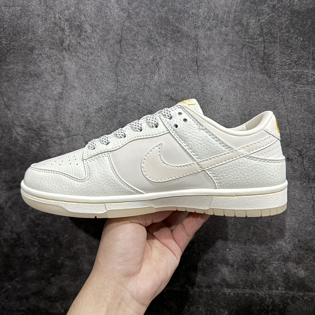 图片[2]-【定制版】Nk SB Dunk Low 米白珠光 周年高端定制 低帮休闲运动板鞋n制鞋盒 大厂纯原品质出货 超高清洁度 皮料切割干净无任何毛边 细节完美货号： XB3802-347 尺码：36 36.5 37.5 38 38.5 39 40 40.5 41 42 42.5 43 44 44.5 45 编码：HXS260280-鞋库