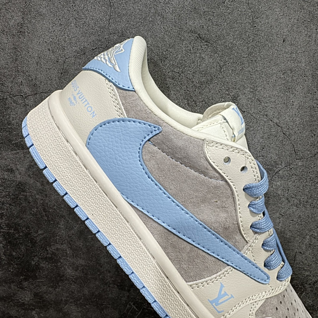 图片[7]-【定制版】Travis Scott x Nike Air Jordan 1 Low x Louis VuittonnAir Jordan 1 Low 反转翻毛白蓝倒钩 纯原版本n全鞋采用原装头层皮，用料扎实 精雕细琢n鞋型极致还原 飞翼3D打印改良 深度立体四线中底拉帮皮料选材 钢印 背胶一应俱全 全新批次 原装原模大底全鞋原厂定制皮料，手感细腻正确折边工艺 完美细节诠释 官方货号：LX1988 101 Size：36 36.5 37.5 38 38.5 39 40 40.5 41 42 42.5 43 44 44.5 45 编码：HXS320340-鞋库