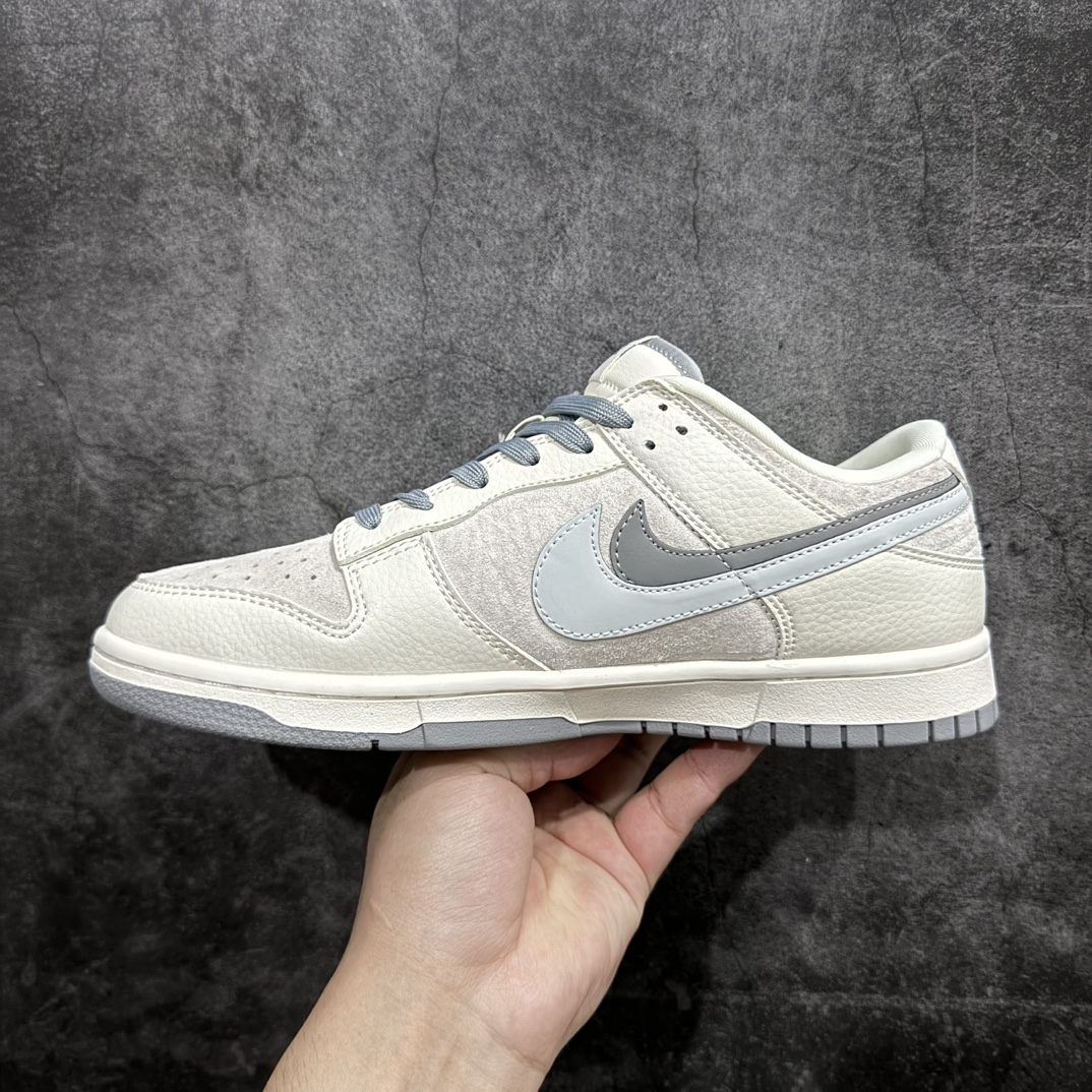 图片[2]-【定制版】Nk SB Dunk Low 迪奥系列-米黄灰蓝勾 周年高端定制 低帮休闲板鞋 XD6188-042rn定制鞋盒 大厂纯原品质出货 超高清洁度 皮料切割干净无任何毛边 细节完美 r 尺码：36 36.5 37.5 38 38.5 39 40 40.5 41 42 42.5 43 44 44.5 45 编码：HXS320340-鞋库