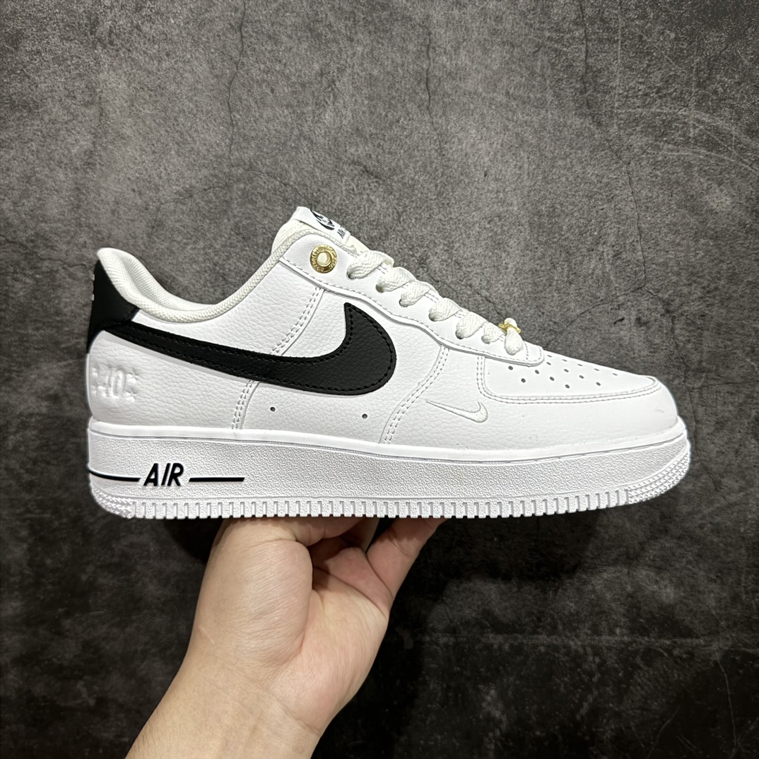 【公司级】NK Air Force 1 Low 黑白金扣n原楦头原纸板 打造纯正空军版型 专注外贸渠道 全掌内置蜂窝气垫原盒配件 原厂中底钢印、拉帮完美  官方货号：DQ7658 100 Size：36 36.5 37.5 38 38.5 39 40 40.5 41 42 42.5 43 44 45 编码：CC230240-鞋库