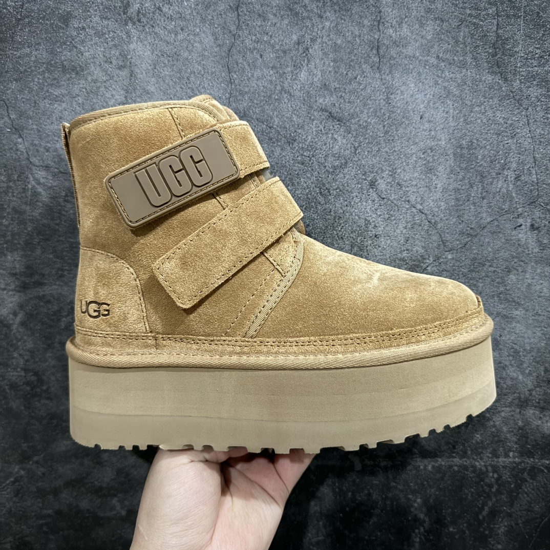 【SP原厂版】UGG 0554 双扣贴秋冬羊皮毛一体雪地靴市面天花板品质 欢迎对比🆚n全鞋采用ZP同厂 隆丰A级澳洲进口羊皮毛一体 品牌代工厂生产线 完全遵循ZP工艺流程 代工厂原厂版师 秉承无原鞋不开发选择 注重每一处细节 市面最正版型 TREADLITE\”轻翼\”科技外底 轻便/耐用/柔韧/桩型【售后郑重承诺】一个月内若出现重大脱胶/断底等质量问题 直接为您换新！尺码：35 36 37 38 39 40 编码：PQ330350-鞋库