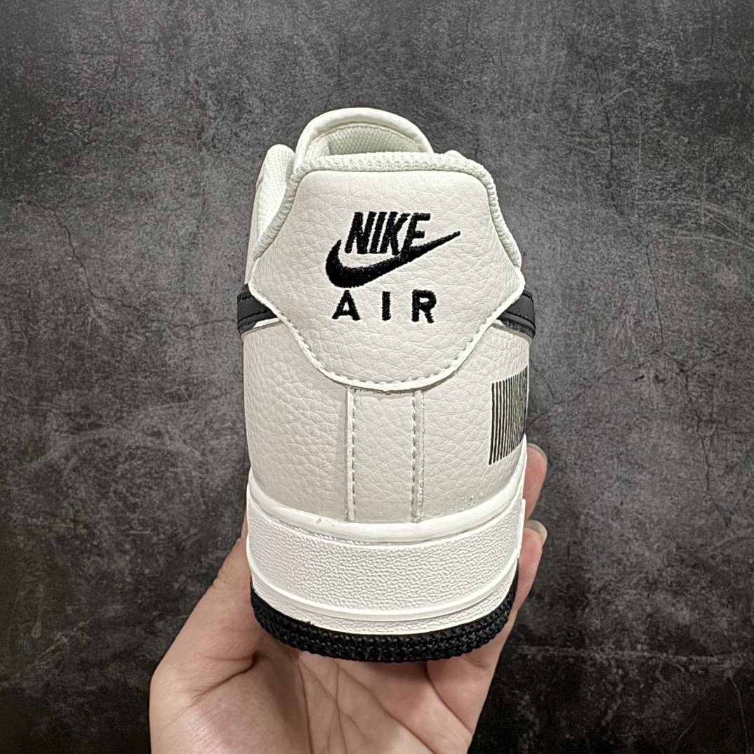 图片[4]-【定制版】Nike Air Force 1 Low 07 白黑小钩满天星n原楦头原纸板 打造纯正低帮空军版型 专注外贸渠道 全掌内置蜂窝气垫原盒配件 原厂中底钢印、拉帮完美官方货号：CU1836 962 Size：36 36.5 37.5 38 38.5 39 40 40.5 41 42 42.5 43 44 44.5 45 编码：LF290300-鞋库