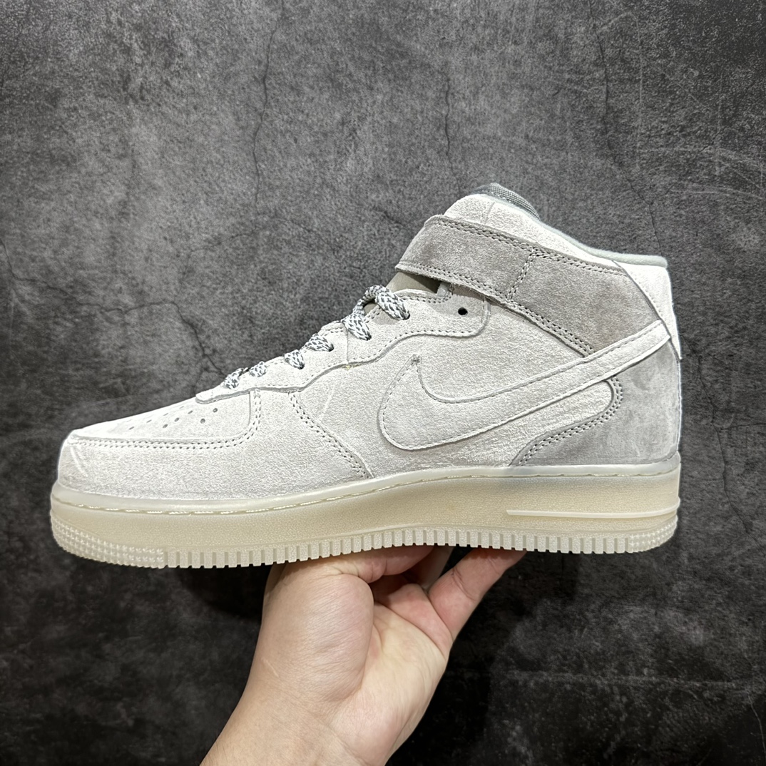 图片[2]-【公司级】Nike Air Force 1 Mid 07 x Reigning Champ 卫冕冠军n原楦头原纸板 打造纯正中帮空军版型 专注外贸渠道 全掌内置蜂窝气垫原盒配件 原厂中底钢印、拉帮完美官方货号：807618 300 Size：36 36.5 37.5 38 38.5 39 40 40.5 41 42 42.5 43 44 44.5 45 编码：LF310320-鞋库