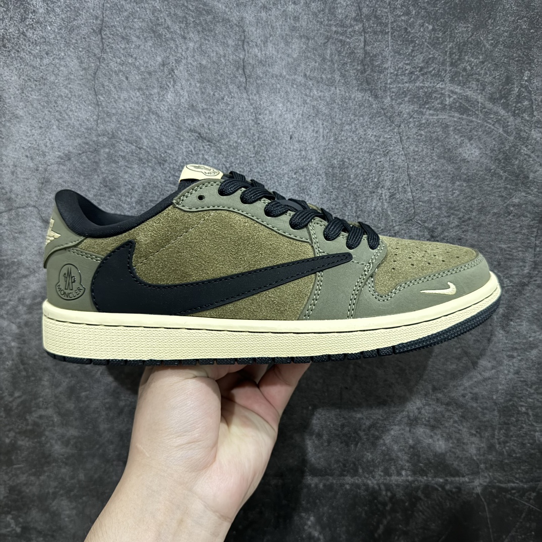 【定制版】Travis Scott x Nike Air Jordan 1 Low x MonclerAir Jordan 1 Low 反转军绿黑小钩倒钩 纯原版本n全鞋采用原装头层皮，用料扎实 精雕细琢n鞋型极致还原 飞翼3D打印改良 深度立体四线中底拉帮皮料选材 钢印 背胶一应俱全 全新批次 原装原模大底全鞋原厂定制皮料，手感细腻正确折边工艺 完美细节诠释 官方货号：CH6336 007 Size：36 36.5 37.5 38 38.5 39 40 40.5 41 42 42.5 43 44 44.5 45 编码：HXS320340-鞋库