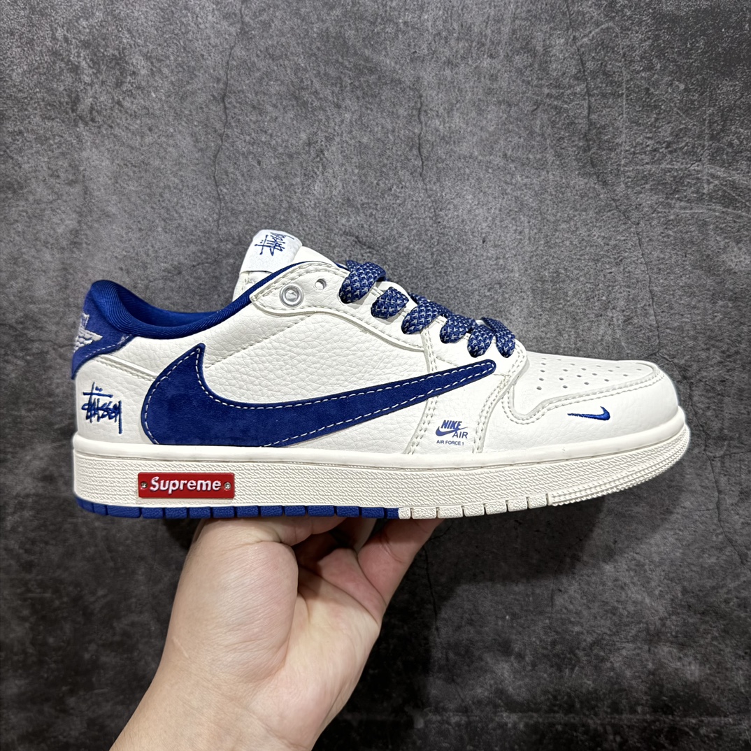 【定制版】Fragment x Travis Scott x Supreme x 斯图西nAir Jordan 1 Low 三方联名倒钩n性价比原盒出货 全新的三方联名低帮倒钩鞋面延续了黑脚趾设计，整双鞋以全荔枝皮打造，腰身搭配白色「倒勾」，再点缀上Travis Scott 标志性的Logo，后跟处以藤原浩最拿手的蓝色为主色调，完善极具Fragment Design的白蓝黑设计风格，左右脚分别以Travis Scott鬼脸和乔丹飞翼加以修饰，彰显出三方联名的奢华格调。 官方货号：SJ2068 127 Size：36 36.5 37.5 38 38.5 39 40 40.5 41 42 42.5 43 44 44.5 45   编码：HXS320340-鞋库