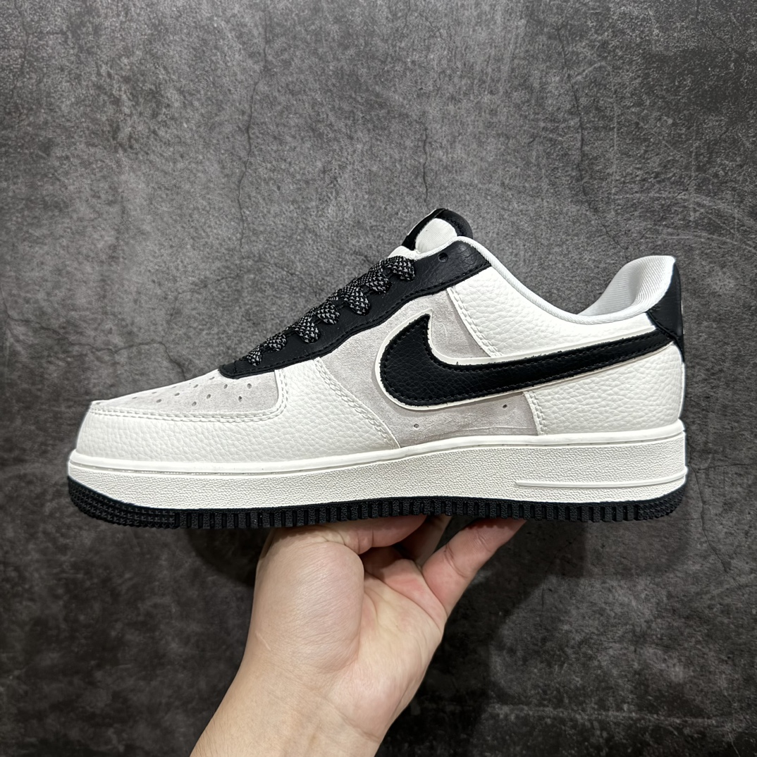 图片[2]-【公司级】Nike Air Force 1 Low 07 x UNDEFEATED 白黑满天星n原楦头原纸板 打造纯正低帮空军版型 专注外贸渠道 全掌内置蜂窝气垫原盒配件 原厂中底钢印、拉帮完美官方货号：KK1988 003 Size：36 36.5 37.5 38 38.5 39 40 40.5 41 42 42.5 43 44 44.5 45 编码：HXS310320-鞋库