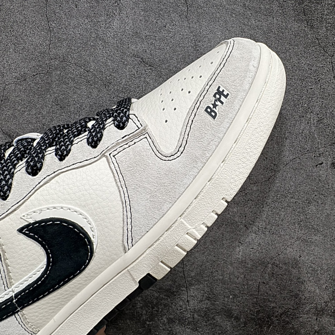 图片[6]-【定制版】Nike SB Dunk Low x BAPE 白黑双钩满天星n纯原大厂出品 极力推荐n原装头层材料 独家版型蒸餾加工n帶來的是更好的视觉和脚感体验n大厂纯原品质出货 清洁度 电绣工艺皮料切割干净无任何毛边 细节完美 官方货号：MM1089 017 尺码：36 36.5 37.5 38 38.5 39 40 40.5 41 42 42.5 43 44 44.5 45  编码：HXS320340-鞋库