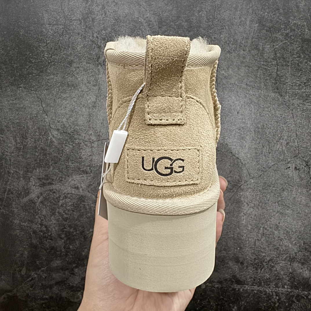 图片[4]-【X1纯原礼盒版】 市面顶级版本UGG 1135092 厚底短筒5cm 小红书爆款n广州外贸大厂生产 鞋头到鞋垫真羊皮毛一体 独立外盒包装 芯片 带防水工艺 区别市面任何版本5cm厚底 独立原版开发大底 羊绒鞋垫 冬季保暖外出 家居都是很适合的选择 进年uug推出款式系列 局部偏向年轻消费者喜好 也走到时尚潮流穿搭的前沿 鞋身材质 防泼水涂层翻毛皮鞋面 17毫米UGGPURE™植入式羊毛内底 轻便防滑舒适橡胶外底 带有品牌LOGO商标 带全套包装  尺码: 35 36 37 38 39 40 编码：HH290320-鞋库