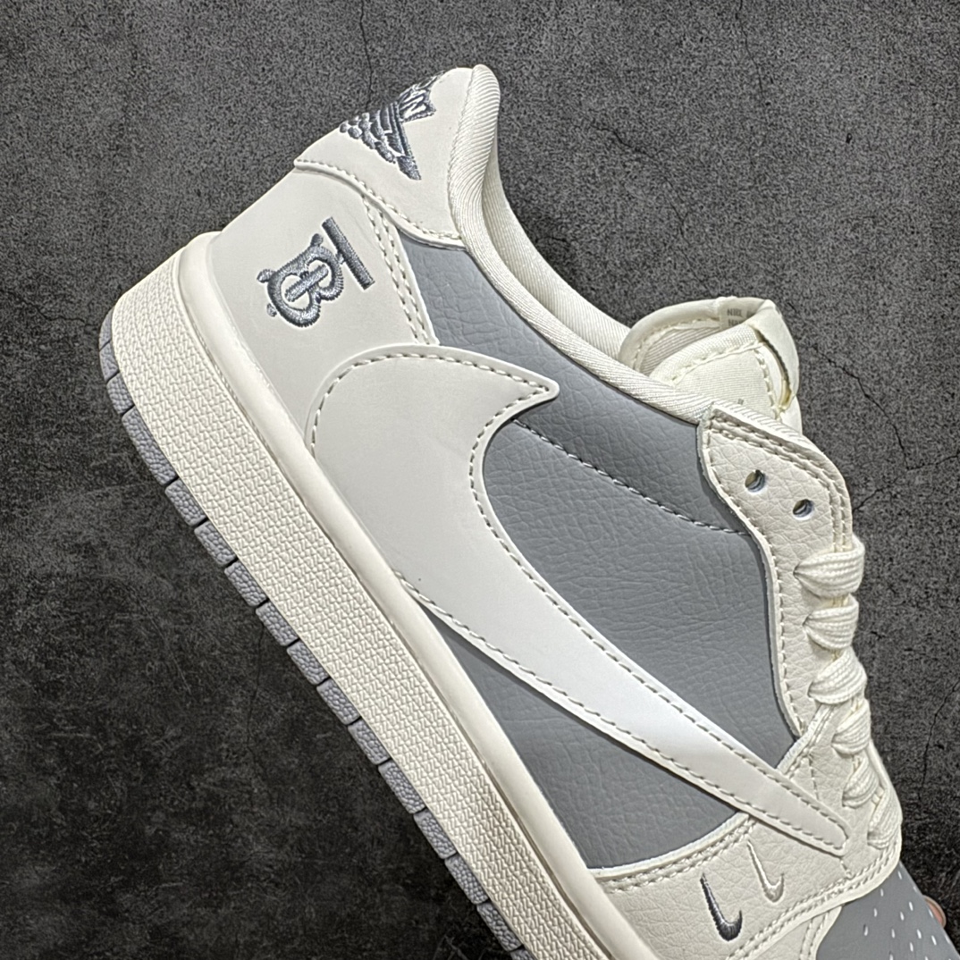 图片[7]-【定制版】Travis Scott x Nike Air Jordan 1 Low x BURBRRYAir Jordan 1 Low 反转米灰双小钩倒钩 纯原版本n全鞋采用原装头层皮，用料扎实 精雕细琢n鞋型极致还原 飞翼3D打印改良 深度立体四线中底拉帮皮料选材 钢印 背胶一应俱全 全新批次 原装原模大底全鞋原厂定制皮料，手感细腻正确折边工艺 完美细节诠释 官方货号：BB6588 315 Size：36 36.5 37.5 38 38.5 39 40 40.5 41 42 42.5 43 44 44.5 45 编码：HXS320340-鞋库