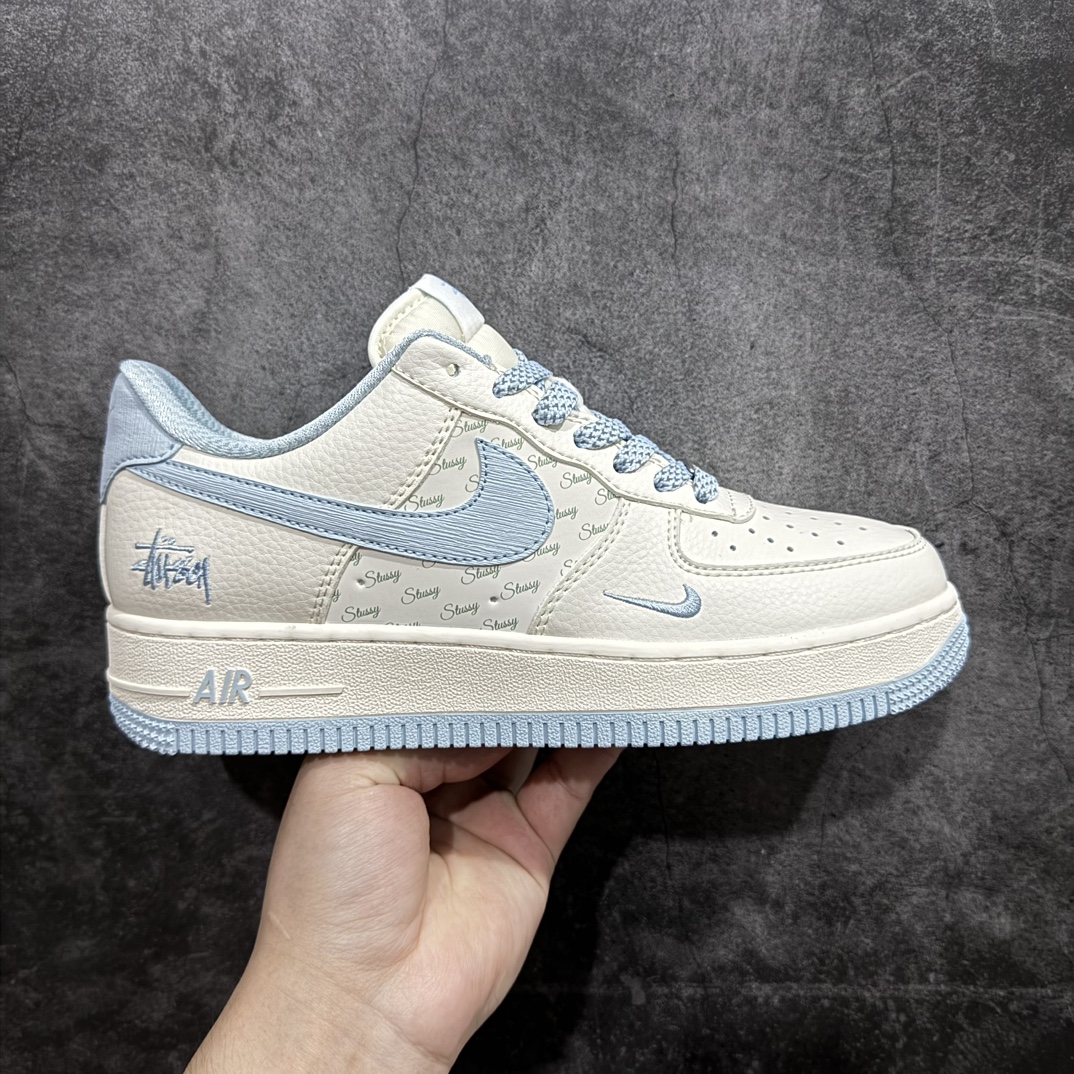 【公司级】海外限量发售！公司级NIke Air Force 1 \’07 Low “斯图西联名——米白优雅蓝”空军一号 低帮 运动鞋 休闲鞋 折边针车 工艺难度大 原楦头原纸板 原装鞋盒 定制五金配件 内置全掌气垫 原厂鞋底货号：XZ3328-002 Size：36 36.5 37.5 38 38.5 39 40 40.5 41 42 42.5 43 44 44.5 45 编码：LF310320-鞋库