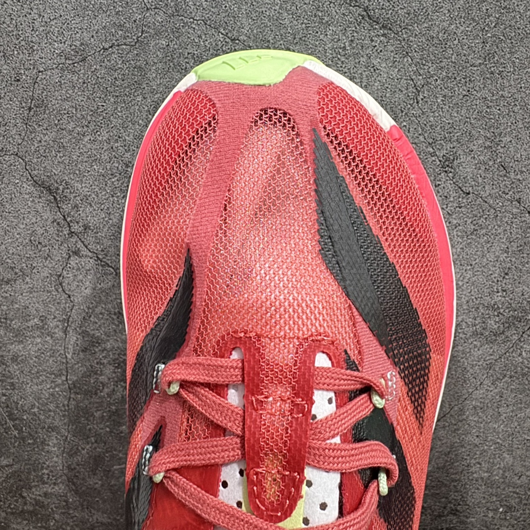 图片[5]-【公司级】adidas Adizero Adios Pro 3 舒适百搭减震防滑耐磨 低帮 碳板 马拉松跑步鞋 波士顿3代夏季透气网眼竞速跑鞋 IG6443nn延续爪型玻璃纤维推进系统 进化为全掌式的ENERGY RODS 2.0 从脚跟到脚趾的一体成形设计 强化整体推进力 提升速度表现 升级透气鞋面更具支撑性 利用ENGINEERED MESH技术进行不同密度织纹 强化支撑性 更使用50%以上的回收材料製成 减低塑料浪费 此外变薄的鞋舌为前掌提供更多空间 提供跑者更好的穿着感受 马牌轮胎大底耐磨性佳 大底全掌采用耐磨的Continental马牌轮胎大底 在各种环境下保有良好抓地力SIZE：36-45 编码：YX240250-鞋库