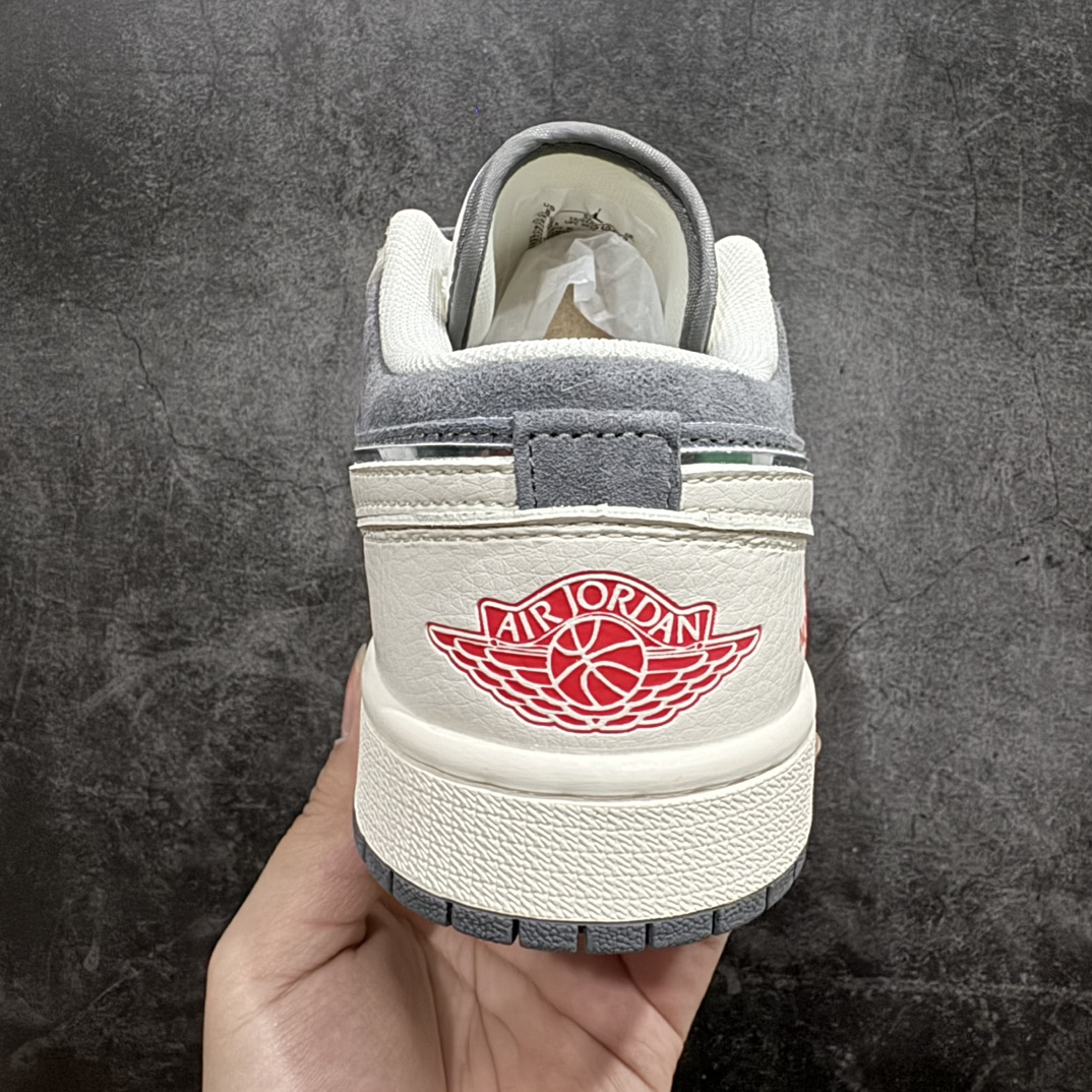 图片[4]-【定制版】Air Jordan 1 Low AJ1 乔1 北面联名-米白灰银边 高端定制 低帮复古篮球鞋 SJ9950-039n定制鞋盒 大厂纯原品质出货 超高清洁度 皮料切割干净无任何毛边 细节完美  尺码：36 36.5 37.5 38 38.5 39 40 40.5 41 42 42.5 43 44 44.5 45 编码：HXS320340-鞋库