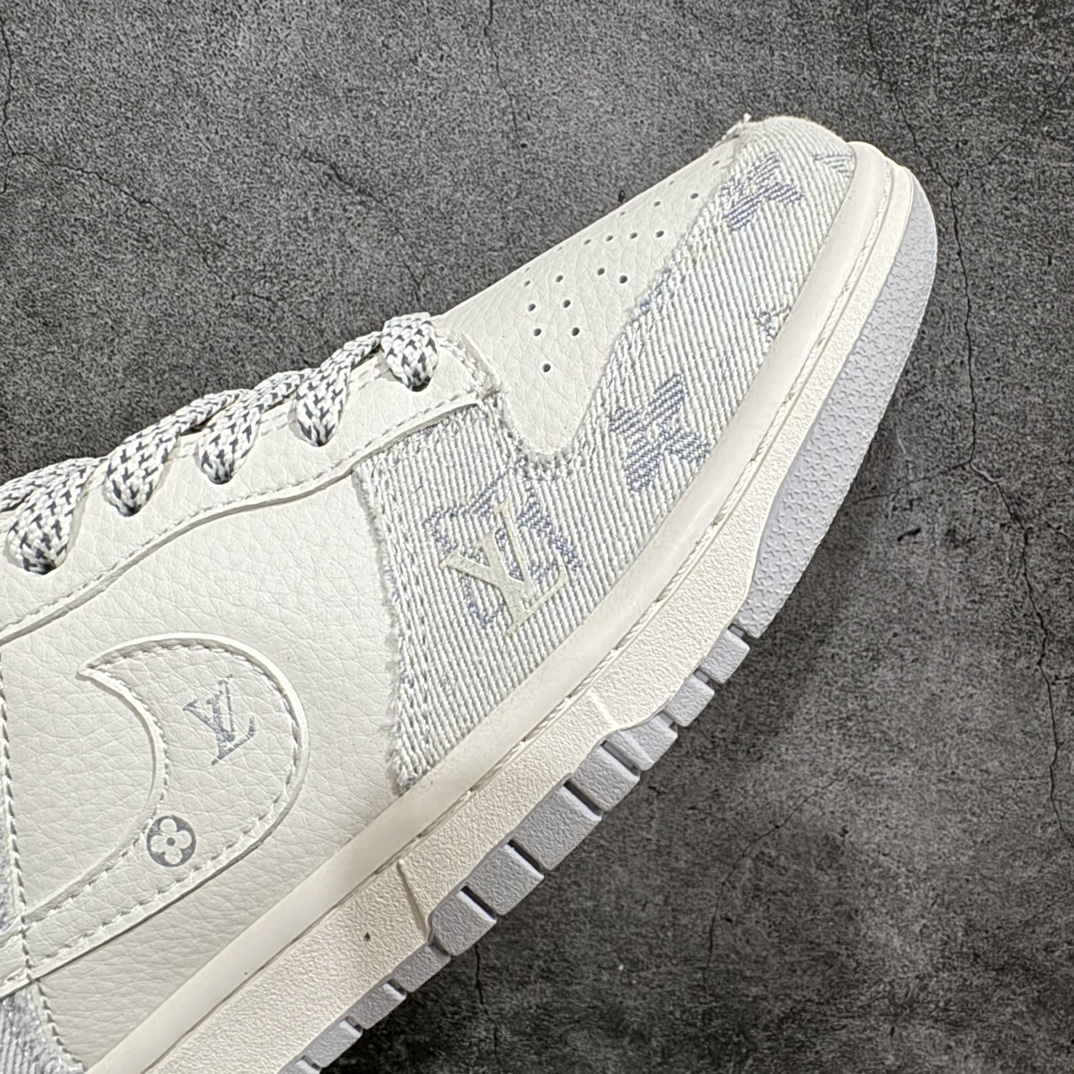 图片[6]-【定制版】Nike SB Dunk Low x Louis Vuitton 白浅蓝牛仔布n纯原大厂出品 极力推荐n原装头层材料 独家版型蒸餾加工n帶來的是更好的视觉和脚感体验n大厂纯原品质出货 清洁度 电绣工艺皮料切割干净无任何毛边 细节完美 官方货号：FC1688 192 尺码：36 36.5 37.5 38 38.5 39 40 40.5 41 42 42.5 43 44 44.5 45  编码：HXS260280-鞋库