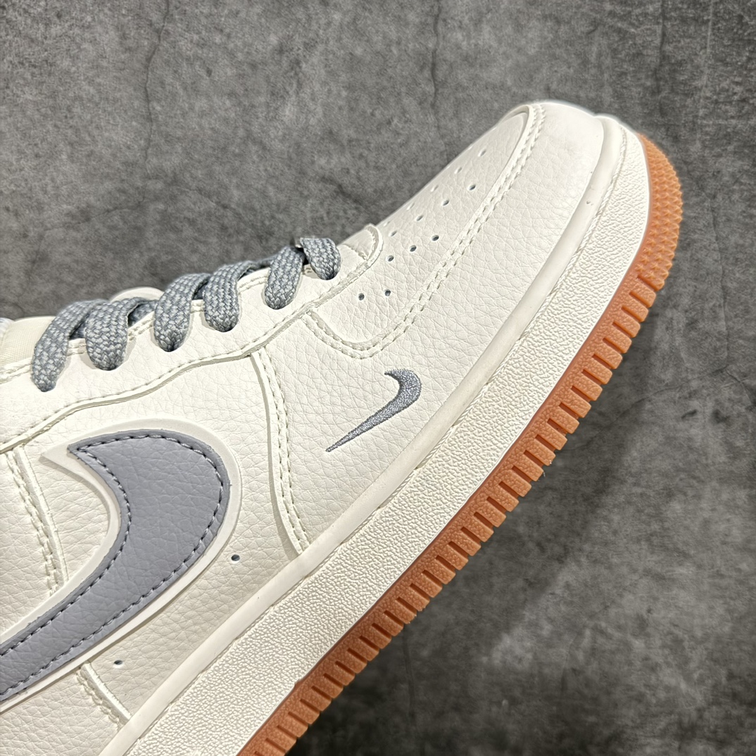 定制版 Nk Air Force 1'07 Low 斯图西联名-米灰生胶底 空军一号 低帮休闲板鞋 XZ5688-003