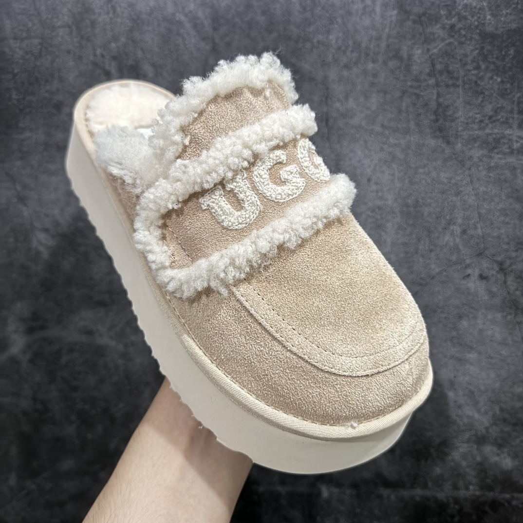 图片[3]-【广东纯原版】秋冬新款,美国轻奢品牌🐑UGG W Classic Coquette Clog Slipper  II 科凯特2.0系列时尚居家穆勒风包头舒适保暖露跟厚底半拖鞋 货号:OB938厚底n升级原楦原纸版开发版型n采用TPU模压定型翻毛皮鞋面材质n内嵌人造卷曲羊毛毛绒里衬和鞋垫,保暖锁热#选用17毫米UGGPURE™ 植入式羊毛里衬与可拆卸的UGGPURE™ 植入式羊毛鞋垫#Treadlite轻翼科技外底-优质的防滑,耐磨性,和良好的弹性❗ 尺码：35-40n产品描述：休闲系列作为本季主力系列，轻盈耐磨的橡胶大底，让穿着的舒适性提升 品名：Classic Coquette Clog Slipper  II 科凯特2.0系列鞋面：翻毛皮革/织物 编码：TL320340-鞋库