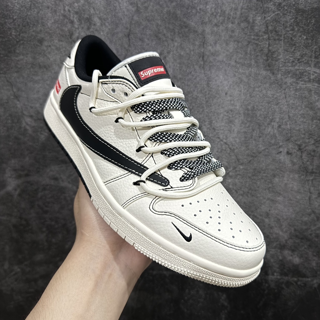 图片[3]-【定制版】Travis Scott x Nike Air Jordan 1 Low x SupremenAir Jordan 1 Low 反转米黑缝线满天星绑带倒钩 纯原版本n全鞋采用原装头层皮，用料扎实 精雕细琢n鞋型极致还原 飞翼3D打印改良 深度立体四线中底拉帮皮料选材 钢印 背胶一应俱全 全新批次 原装原模大底全鞋原厂定制皮料，手感细腻正确折边工艺 完美细节诠释 官方货号：SJ0086 134 Size：36 36.5 37.5 38 38.5 39 40 40.5 41 42 42.5 43 44 44.5 45 编码：HXS340360-鞋库