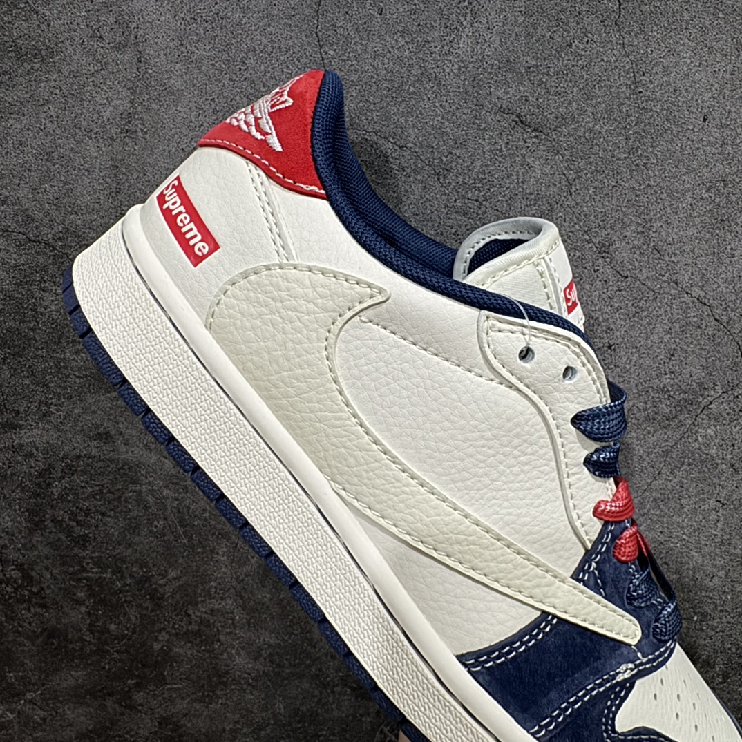 图片[7]-【定制版】Travis Scott x Fragment Design x Air Jordan 1 Low OG SP AJ1 乔1 Supreme联名-深蓝米红 低帮文化休闲板鞋n#多方联名合作融合了Travis Scott 独特的音乐风格，藤原浩个性的设计风格以及Jordan品牌的经典元素 使其成为一双具有独特身份和价值的鞋子 清新而立体的外观加上联名标识更突出了其独特身份 这种配色方案显示出活力和时尚感 在视觉上引人注目  鞋身的质感和细腻的细节处理使其显得高端而格调十足  这款“倒钩”联名是设计与创意完美结合  融合多方的个性风格是一款备受瞩目的潮流鞋款 货号：XY2688-122 尺码：36 36.5 37.5 38 38.5 39 40 40.5 41 42 42.5 43 44 44.5 45 编码：HXS320340-鞋库