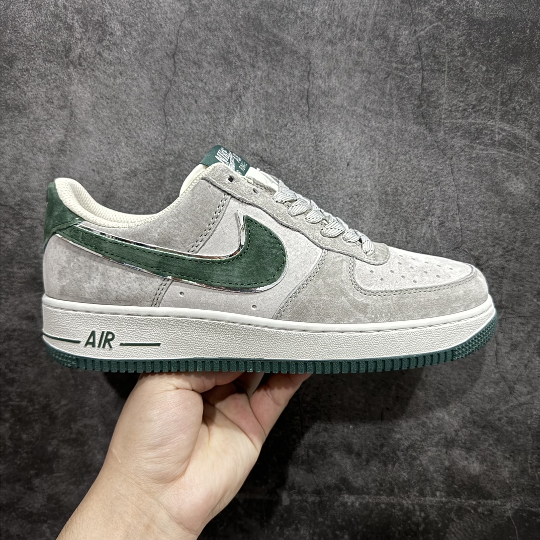 【公司级】AKIRA x Air Force 1 \’07 Low 联名麂皮 原楦头原纸板 打造纯正空军版型 #专注外贸渠道  全掌内置蜂窝气垫 #原盒配件 原厂中底钢印、拉帮完美 货号：DJ3966-136 Size：36 36.5 37.5 38 38.5 39 40 40.5 41 42 42.5 43 44 44.5 45 编码：CC180200-鞋库