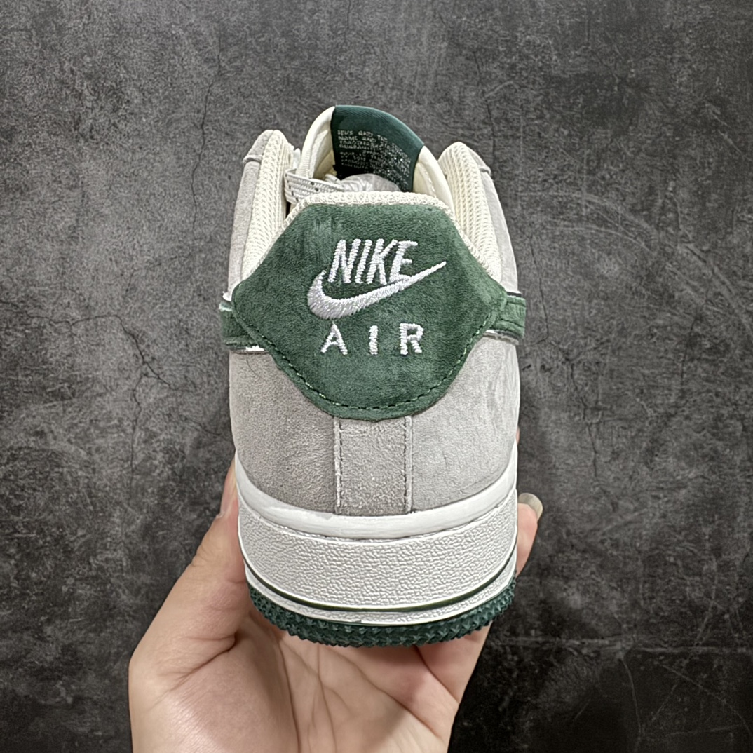 图片[4]-【公司级】AKIRA x Air Force 1 \’07 Low 联名麂皮 原楦头原纸板 打造纯正空军版型 #专注外贸渠道  全掌内置蜂窝气垫 #原盒配件 原厂中底钢印、拉帮完美 货号：DJ3966-136 Size：36 36.5 37.5 38 38.5 39 40 40.5 41 42 42.5 43 44 44.5 45 编码：CC180200-鞋库