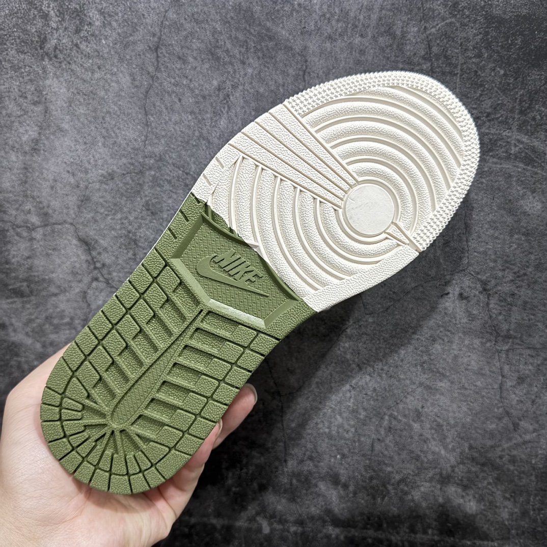 图片[9]-【定制版】Air Jordan 1 Retro Low x GUCCI 米绿满天星n官方同步新色 原装级产物n拒绝公底 立体鞋型 细节完美 高清洁度购置公司同步原材料 原汁原味 忠于原版 货号：XX2406 006n码数：36 36.5 37.5 38 38.5 39 40 40.5 41 42 42.5 43 44 44.5 45 编码：CC280300-鞋库