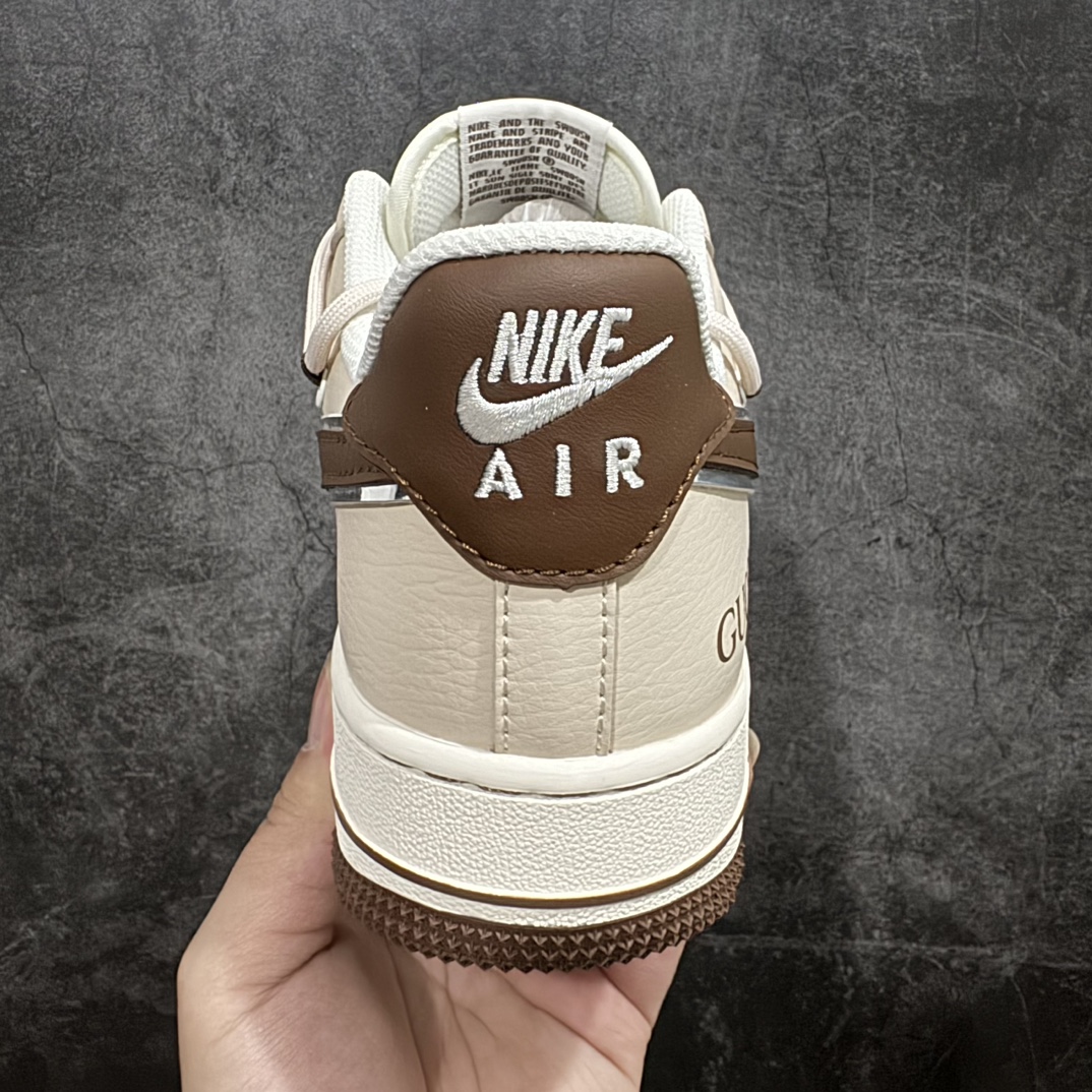 图片[4]-【公司级】Nike Air Force 1 Low 07 x GUCCI 米棕绑带满天星n原楦头原纸板 打造纯正低帮空军版型 专注外贸渠道 全掌内置蜂窝气垫原盒配件 原厂中底钢印、拉帮完美官方货号：SJ1198 400 Size：36 36.5 37.5 38 38.5 39 40 40.5 41 42 42.5 43 44 44.5 45 编码：HXS310320-鞋库