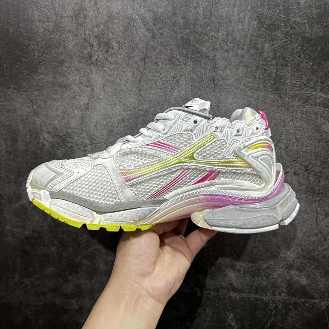 图片[2]-【纯原OK版本】Balenciaga Runner 巴黎世家7.5代 破坏风 手工做旧款复古老爹鞋 灰蓝色n全新外贸版本 核心配合工厂优势供应该款是通过溢胶 做旧 缝线等细节 展示了设计师 Demna的运动鞋风格 传递复古感 后侧板 翘起的鞋头 展示了 Demna 在结构上的未来构想  尺码：35 36 37 38 39 40 41 42 43 44 45 46 编码：DF500520-鞋库