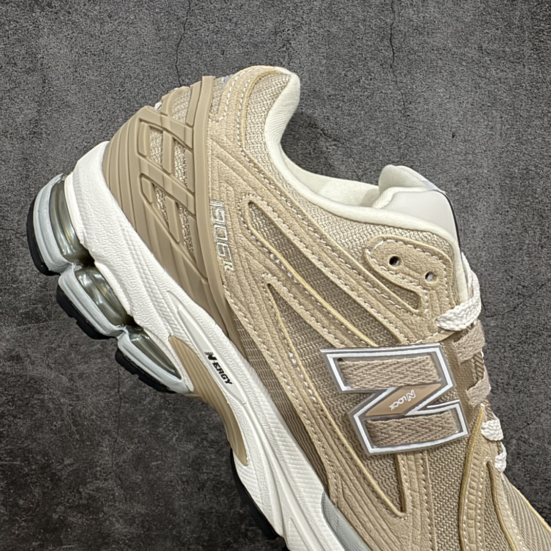 图片[7]-【公司级】New Balance 1906系列复古老爹风休闲运动慢跑鞋 M1906RWn#采用轻质牛剖革拼接透气网眼衬垫织物鞋面材质 T-Beam大底提供足步弓支撑，保持步态稳定 后跟搭载外露缓震胶 尺码：36 37 37.5 38 38.5 39 40 40.5 41 42 42.5 43 44 45  编码：HXS240260-鞋库