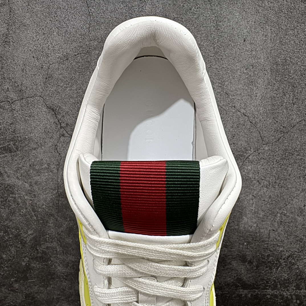 图片[8]-【广东纯原版本】意大利奢侈品牌-古驰Gucci Re-Web Leather Sneakers 系列低帮复古百搭训练休闲运动小白板鞋“皮革米白乌木色GG红绿标牌n升级官方最新2024全套专柜星座配件及包装物(附送官方快递加固包装盒!!) 采用软质粒面头层皮革组合纯棉提花布鞋面材质#搭载灌注PU式缓震乳胶脚垫 全新开发复合TPR防变形色块耐磨橡胶外底n码数：39-45 编码：TL450470-鞋库