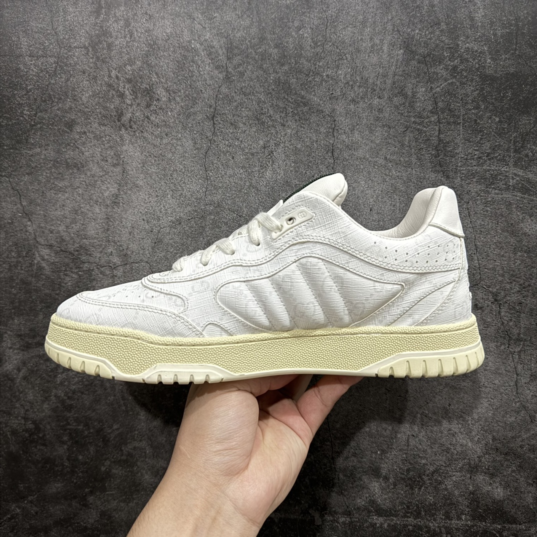 图片[2]-【广东纯原版本】意大利奢侈品牌-古驰Gucci Re-Web Leather Sneakers 系列低帮复古百搭训练休闲运动小白板鞋“皮革米白乌木色GG红绿标牌n升级官方最新2024全套专柜星座配件及包装物(附送官方快递加固包装盒!!) 采用软质粒面头层皮革组合纯棉提花布鞋面材质#搭载灌注PU式缓震乳胶脚垫 全新开发复合TPR防变形色块耐磨橡胶外底n码数：39-45 编码：TL450470-鞋库