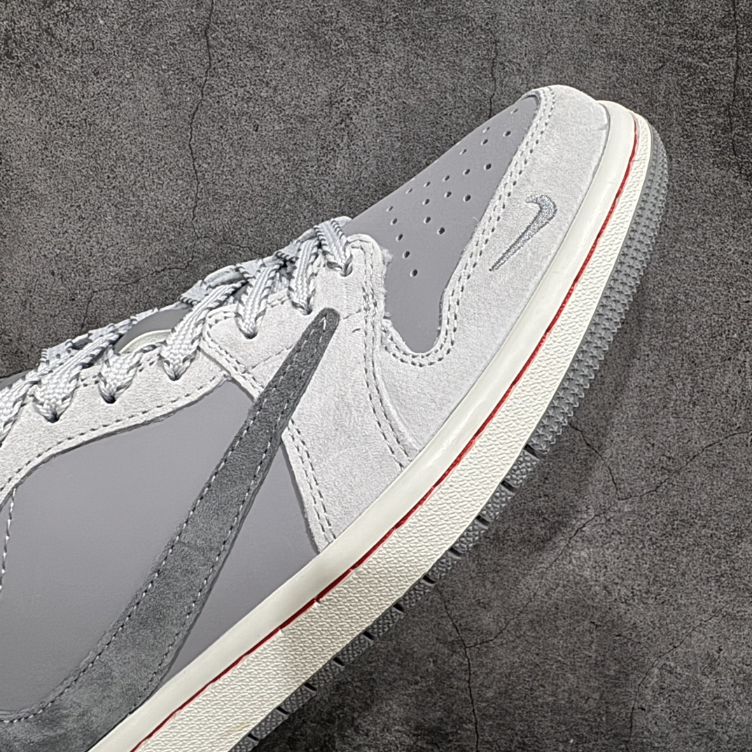 图片[6]-【定制版】Travis Scott x Fragment Design x Air Jordan 1 Low OG SP AJ1 乔1 Supreme联名-牛角灰 低帮文化休闲板鞋 JH6089-005rn#多方联名合作融合了Travis Scott 独特的音乐风格，藤原浩个性的设计风格以及Jordan品牌的经典元素 使其成为一双具有独特身份和价值的鞋子 清新而立体的外观加上联名标识更突出了其独特身份 这种配色方案显示出活力和时尚感 在视觉上引人注目  鞋身的质感和细腻的细节处理使其显得高端而格调十足  这款“倒钩”联名是设计与创意完美结合  融合多方的个性风格是一款备受瞩目的潮流鞋款r 尺码：36 36.5 37.5 38 38.5 39 40 40.5 41 42 42.5 43 44 44.5 45  编码：HXS320340-鞋库