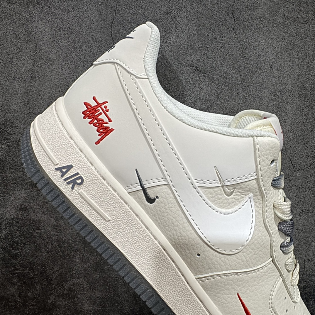 图片[7]-【公司级】Nk Air Force 1\’07 Low 斯图西联名-米白灰双拼 空军一号低帮休闲板鞋 XZ6188-015rn原楦头原纸板 原装鞋盒 定制五金配件 内置全掌气垫 原厂鞋底r 尺码：36 36.5 37.5 38 38.5 39 40 40.5 41 42 42.5 43 44 44.5 45  编码：HXS310320-鞋库