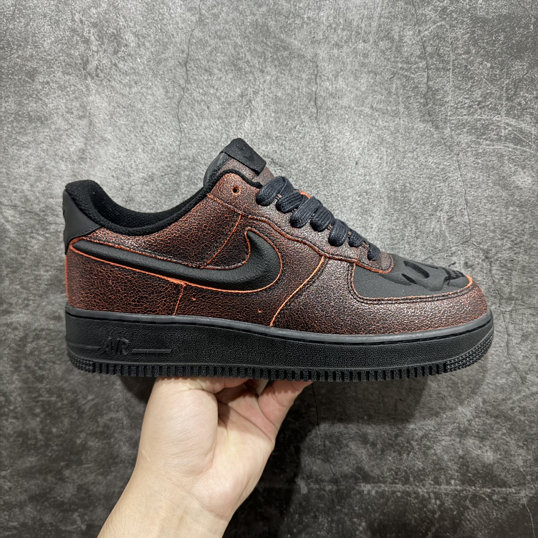 【公司级】Nike Air Force 1 Low 万圣节酒红骷髅浮雕原楦头原纸板 打造纯正空军版型 #专注外贸渠道 全掌内置蜂窝气垫 #原盒配件 原厂中底钢印、拉帮完美 官方同步上架 货号：HV2016-001  尺码：36-45 编码：LF290300-鞋库