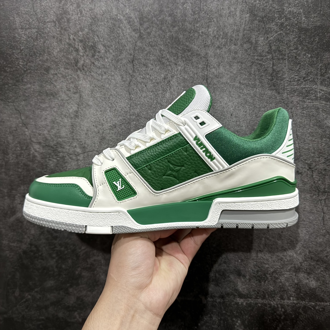 图片[2]-【广东原装版本】Louis Vuitton Trainer Sneaker Low运动板鞋全新色系大厂出品 广东原产n厚实抽屉礼品鞋盒及包装说明书防尘布袋物件n采用荔枝纹头层皮组合粒面头层皮鞋面材质n嵌入超软脚感EVA物料鞋垫n后跟耐弯折滴塑支撑片 外置TPR光泽组合隔色鞋底❗ 尺码： 38 39 40 41 42 43 44 45  编码：TL500520-鞋库