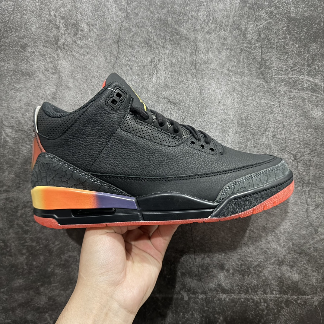 【DF巅峰版】J Balvin x Air Jordan AJ3 联名黑红 彩虹渐变 FN0344-001n圈内最强三代系列 匠心打造 开发时长超过半年 目前可过各类鉴定或无法鉴定 裸鞋随便操作 全套原纸板楦头开发 原厂大底磨具加持立体防滑纹理 原装可视Air Sole气垫 原汁原味最完美的三代版型 唯一正确鞋头趴度弧度高度鞋身腰线 原厂TPU彩虹扎染后跟饰片 正确内里反口里网布 皮料菱角分明不变形无多余毛边 广东原厂zp同批次手工大底描漆拉丝 市场唯一原厂鞋扣模具 原厂织唛标 原厂飞人电绣工艺 尾指中部跳三针 独家绑鞋带手法 印刷中底布 四线拉帮 米色美纹纸贴合固定 进口港宝加持 后跟自然饱满 全鞋荧光划线卡点 追求极致完美 每一双都是工艺品 多重QC质检 超越公司货的品控标准 实实在在的免检产品 SIZE：40.5 41 42 42.5 43 44 44.5 45 45.5 46 47.5 48.5 编码：T470500-鞋库