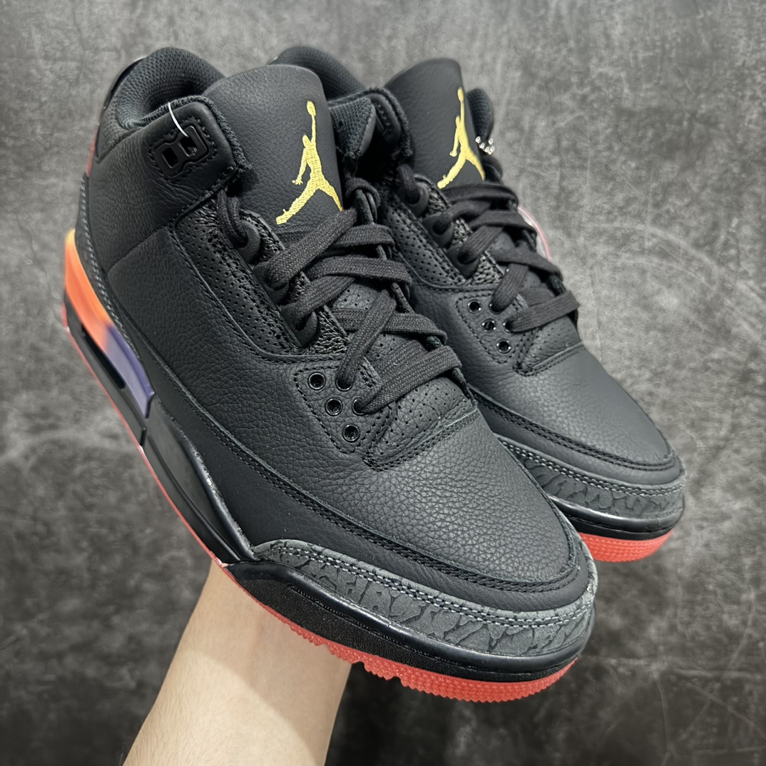 【DF巅峰版】J Balvin x Air Jordan AJ3 联名黑红 彩虹渐变 FN0344-001n圈内最强三代系列 匠心打造 开发时长超过半年 目前可过各类鉴定或无法鉴定 裸鞋随便操作 全套原纸板楦头开发 原厂大底磨具加持立体防滑纹理 原装可视Air Sole气垫 原汁原味最完美的三代版型 唯一正确鞋头趴度弧度高度鞋身腰线 原厂TPU彩虹扎染后跟饰片 正确内里反口里网布 皮料菱角分明不变形无多余毛边 广东原厂zp同批次手工大底描漆拉丝 市场唯一原厂鞋扣模具 原厂织唛标 原厂飞人电绣工艺 尾指中部跳三针 独家绑鞋带手法 印刷中底布 四线拉帮 米色美纹纸贴合固定 进口港宝加持 后跟自然饱满 全鞋荧光划线卡点 追求极致完美 每一双都是工艺品 多重QC质检 超越公司货的品控标准 实实在在的免检产品 SIZE：40.5 41 42 42.5 43 44 44.5 45 45.5 46 47.5 48.5 编码：T470500-鞋库