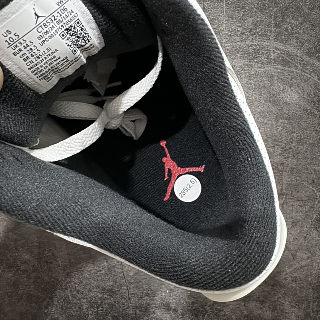 图片[9]-【JS纯原】Air Jordan AJ3 Retro 白灰 CT8532-106n圈内最强三代系列 匠心打造 开发时长超过半年 目前可过各类鉴定或无法鉴定 裸鞋随便操作 全套原纸板楦头开发 原厂大底磨具加持立体防滑纹理 原装可视Air Sole气垫 原汁原味最完美的三代版型 唯一正确鞋头趴度弧度高度鞋身腰线 原厂TPU彩虹扎染后跟饰片 正确内里反口里网布 皮料菱角分明不变形无多余毛边 广东原厂zp同批次手工大底描漆拉丝 市场唯一原厂鞋扣模具 原厂织唛标 原厂飞人电绣工艺 尾指中部跳三针 独家绑鞋带手法 印刷中底布 四线拉帮 米色美纹纸贴合固定 进口港宝加持 后跟自然饱满 全鞋荧光划线卡点 追求极致完美 每一双都是工艺品 多重QC质检 超越公司货的品控标准 实实在在的免检产品 SIZE：36 36.5 37.5 38 38.5 39 40 40.5 41 42 42.5 43 44 44.5 45 45.5 46 47.5 48.5 编码：X10450480-鞋库